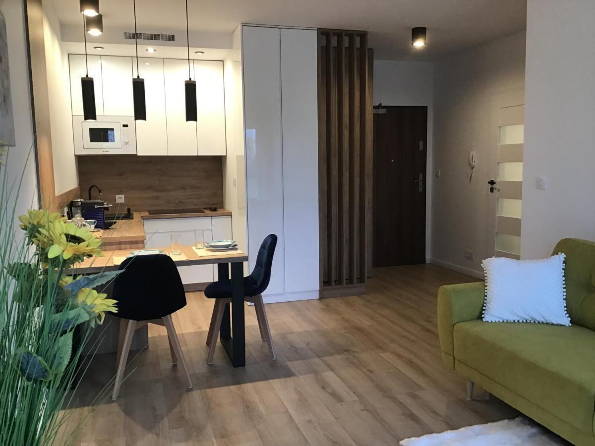 Appartement Apartament Sloneczny By Rentoom à Stary Toruń Extérieur photo